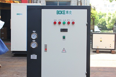 低溫冷水機在選擇冷劑方面要考慮哪些因素？