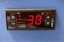 冷水機(jī)組溫度如何設(shè)定與控制(MTR12溫控器)？